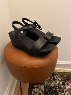 Studio Black Platform Wedge Sandals